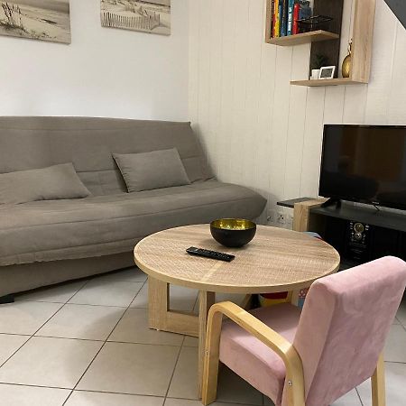 Appartement Cosy - Les Ecureuils Ares Luaran gambar