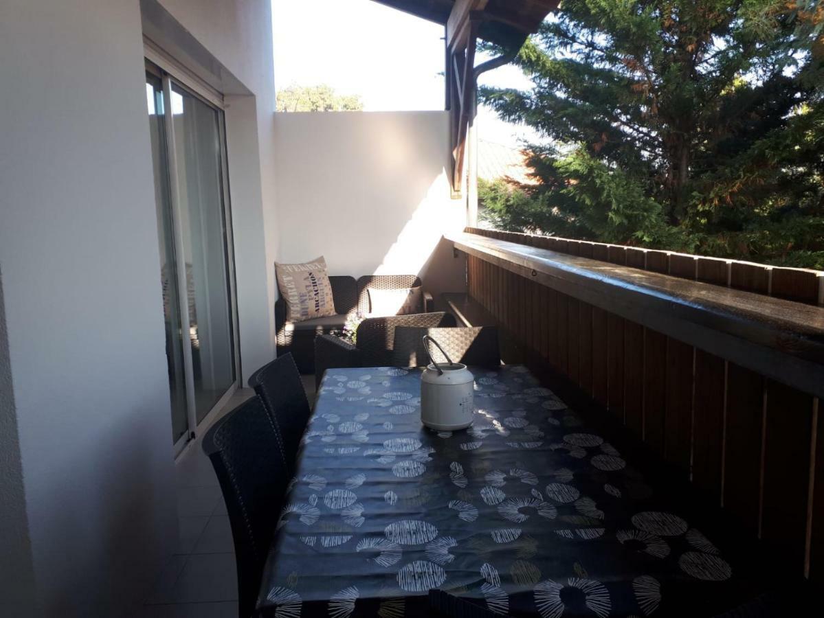 Appartement Cosy - Les Ecureuils Ares Luaran gambar